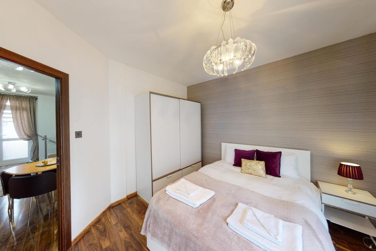Modern 2 Bed Flat In Paddington Near Hyde Park For Up To 4 People Apartman London Kültér fotó